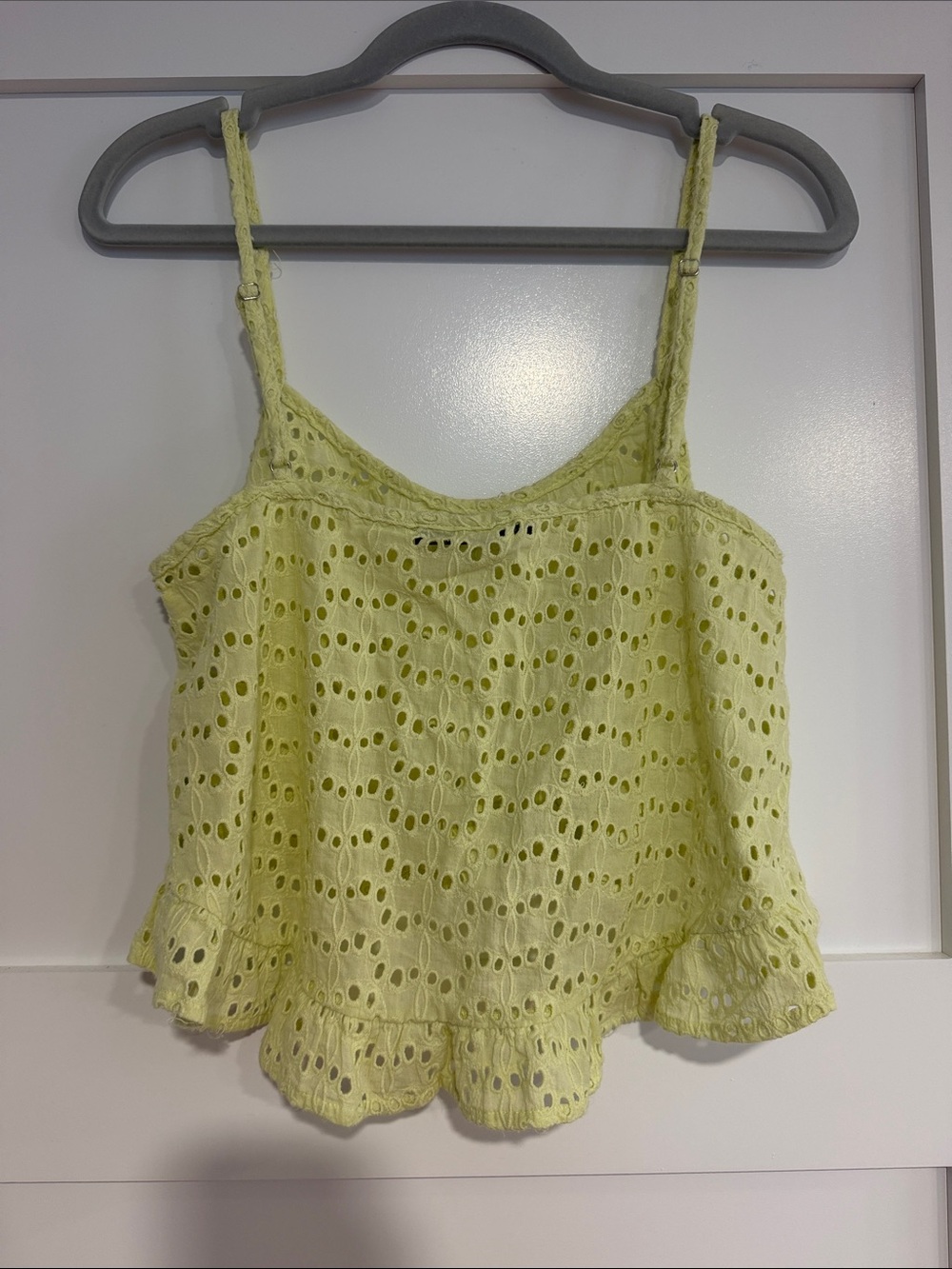 Signature8 lemon lime Eyelet Ruffle Cami - Picture 2 of 3